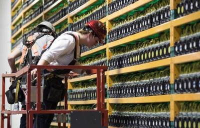 Expansive mining farm with numerous mining machines